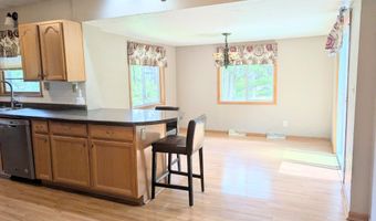 202 North Ln, Albert Lea, MN 56007