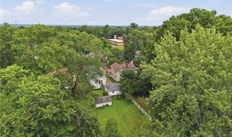 165 Shadyside Ct, Alliance, OH 44601