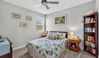 5227 ADMIRAL POINTE Dr, Apollo Beach, FL 33572