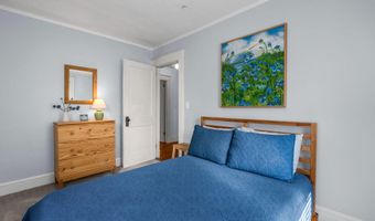 31 Wiley St, Bangor, ME 04401