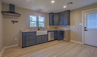 137 Last St, Arnaudville, LA 70512