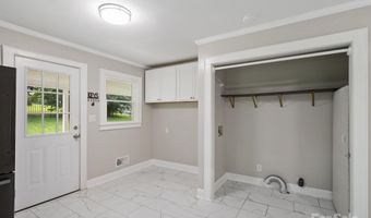 1806 Kingsley Dr, Albemarle, NC 28001