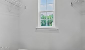 1049 Misty Creek Dr, Aberdeen, NC 28315