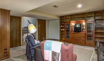 608 Manor Ct, Altoona, WI 54720