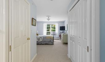 45 Claire Pointe Rd, Burlington, VT 05408