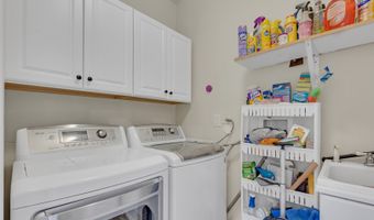 2324 Tracy Ln, Algonquin, IL 60102