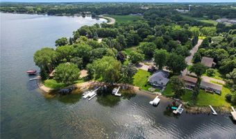 546 Lakeshore Cir, Annandale, MN 55302