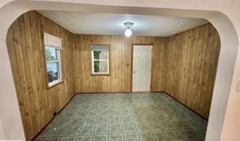 221 W Center St, Alma, MI 48801