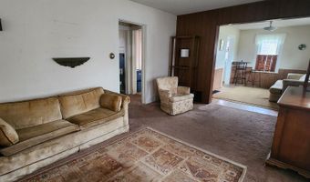 215 W Pleasant St, Angola, IN 46703