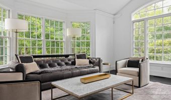 50 Kenyon Ave, East Greenwich, RI 02818