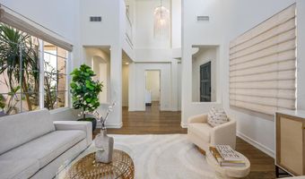 827 W Heritage Oak Ct, Altadena, CA 91001