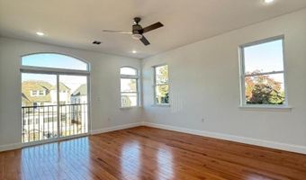 92 W 6Th St, Bayonne, NJ 07002