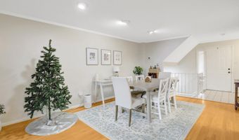 2101 N ROLFE St C, Arlington, VA 22209