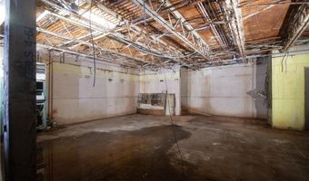 102 Trinity St, Abbeville, SC 29620