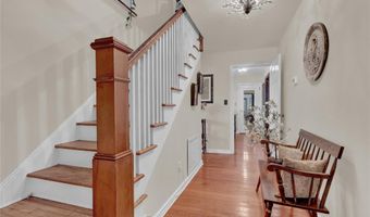 336 Richmond Ave, Amityville, NY 11701