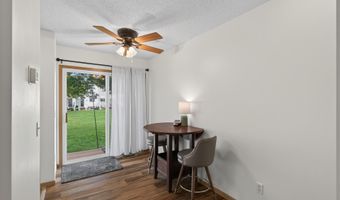15516 Float Ln 137, Apple Valley, MN 55124