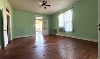 203 3rd St SE, Aliceville, AL 35442