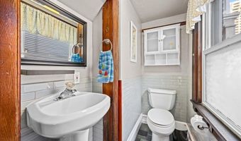 102 S Dover Ave, Atlantic City, NJ 08401