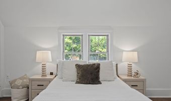 1952 CANTERBURY Rd, Abington, PA 19001