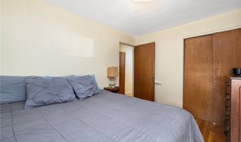 2 N Spruce St, East Providence, RI 02914