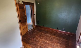 214 W Webster, Apple River, IL 61001