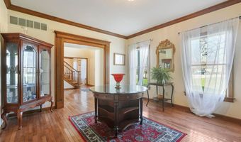6 River Bluff Ct, Augusta, MO 63332