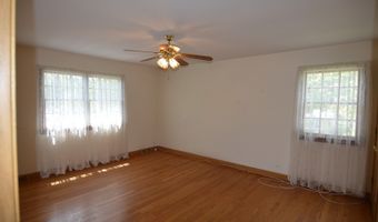 2405 E Miner St, Arlington Heights, IL 60004