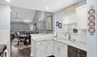1312 Summerhouse Dr, Indianapolis, IN 46217