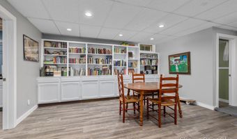 6501 Thornapple River Dr SE, Alto, MI 49302