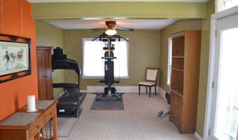 409 E. Elm St, Albion, IL 62806