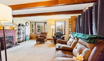 157 Riverside Dr, Augusta, ME 04330