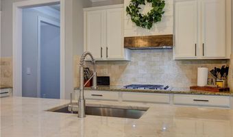 8510 Hightower Rdg, Ball Ground, GA 30107