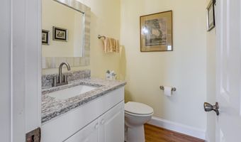 1711 E Fort Macon Rd, Atlantic Beach, NC 28512