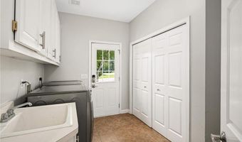 13877 Elkhart Rd, Apple Valley, MN 55124