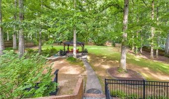 155 Devereux Dr, Athens, GA 30606