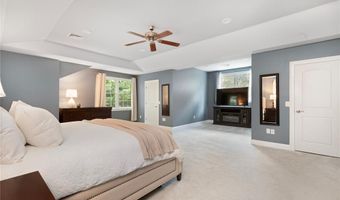 4 Morning Star Ct, Lincoln, RI 02865