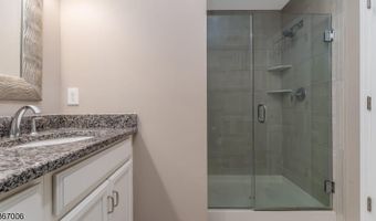 5 Blazingstar Way, Allamuchy Twp., NJ 07840