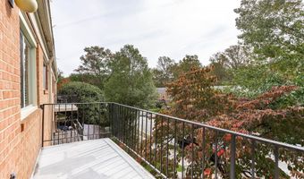 10650 WEYMOUTH St 201, Bethesda, MD 20814