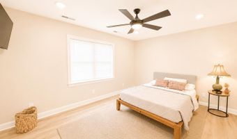 622 E Memorial Dr, Ahoskie, NC 27910