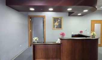 1452 Merchant Dr, Algonquin, IL 60102