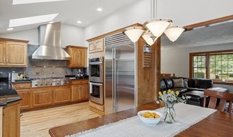 9 Donald Rd, Billerica, MA 01821