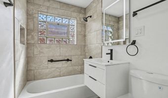 7242 S Honore St, Chicago, IL 60636