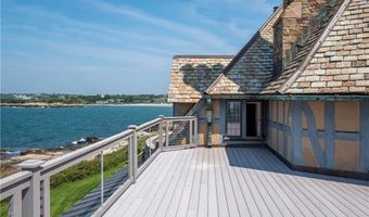 57 Ledge Rd 2, Newport, RI 02840