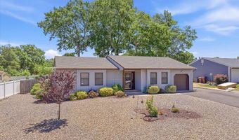 60 Pelican Dr, Bayville, NJ 08721