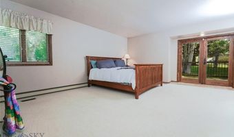 8472 Wagon Boss Rd, Bozeman, MT 59715