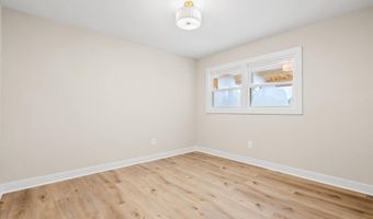 2408 WILLIAM AND MARY Dr, Alexandria, VA 22308