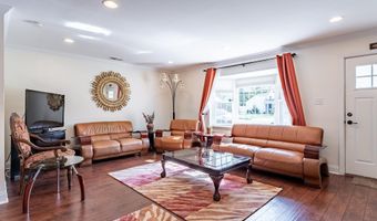 6712 HARRISON Ln, Alexandria, VA 22306