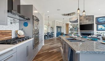 9420 Crest Dr, Spring Valley, CA 91977