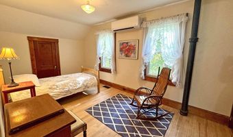 85 Crosby St, Brattleboro, VT 05301