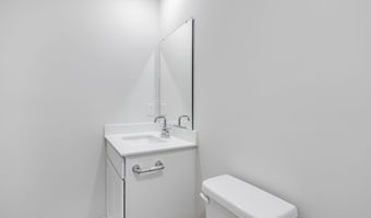 22 D Regent St, Camden, SC 29020